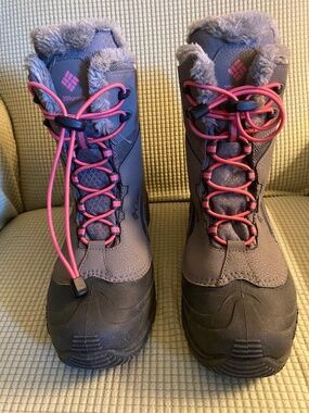 Columbia winter boots new size 7 US New